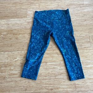 Athleta stash pocket capri splatter leggings